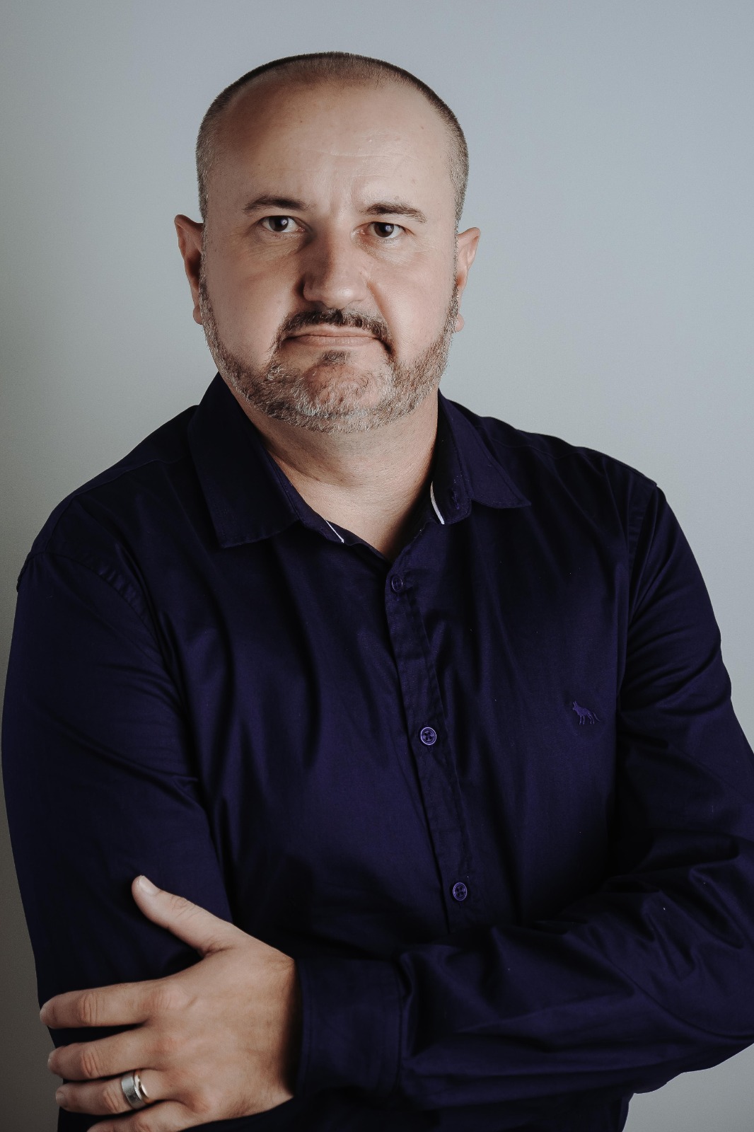 CRISNEI ROBERTO KIST